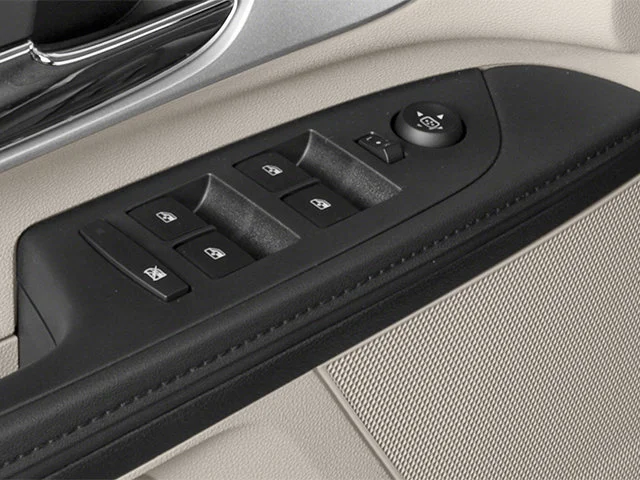 Used 2014 Champagne Silver Metallic Chevrolet LS image 21