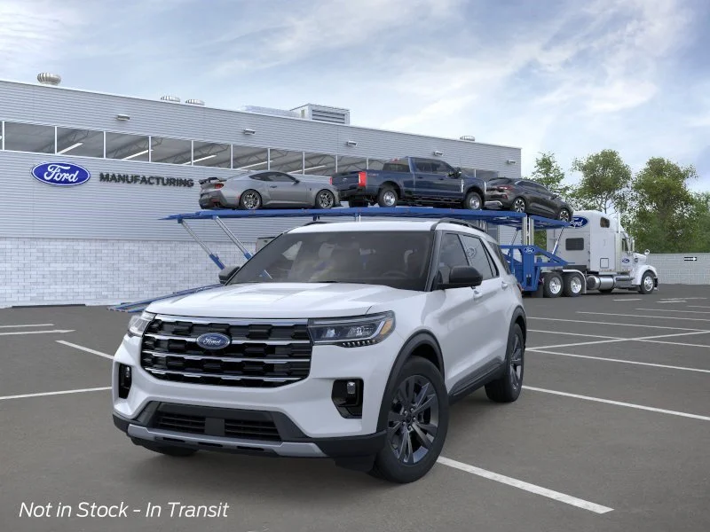 New 2026 Space White Metallic Ford Active image 2