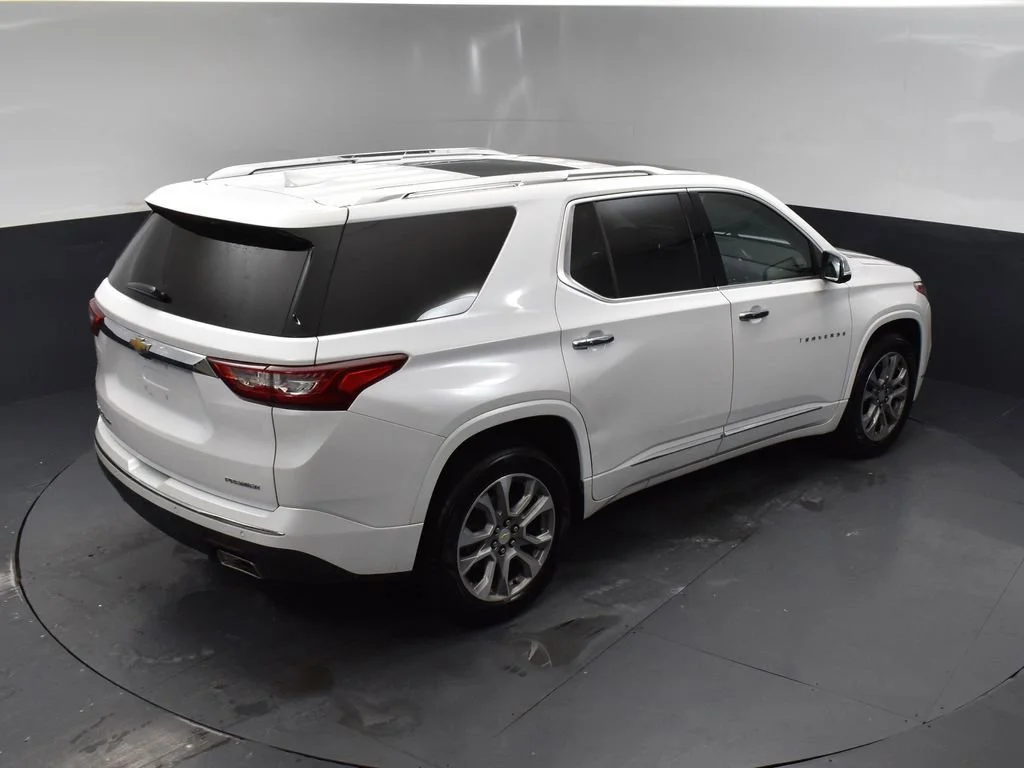 2021 Chevrolet Traverse Premier - Photo 16