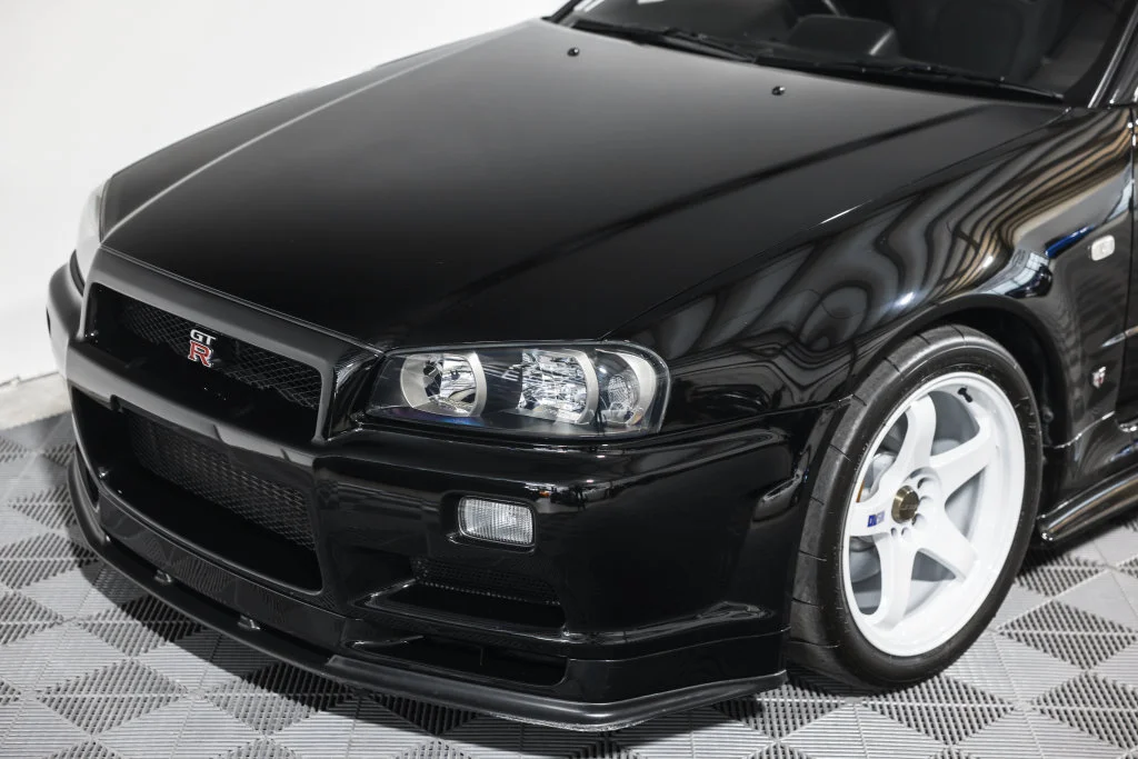 Used 2000 Black Nissan  image 25