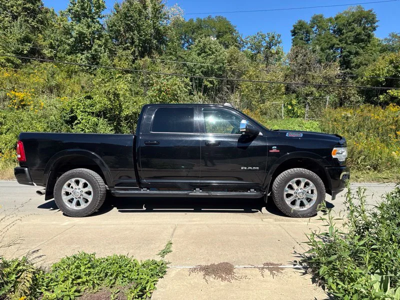 Used 2019 Black Ram Laramie image 8