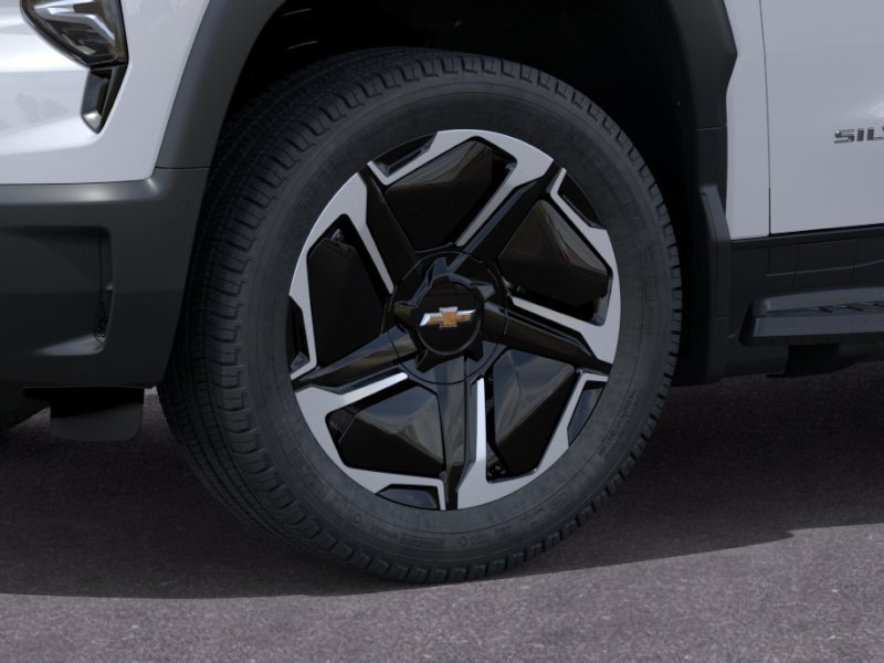 2026 Chevrolet Silverado EV LT - Photo 9