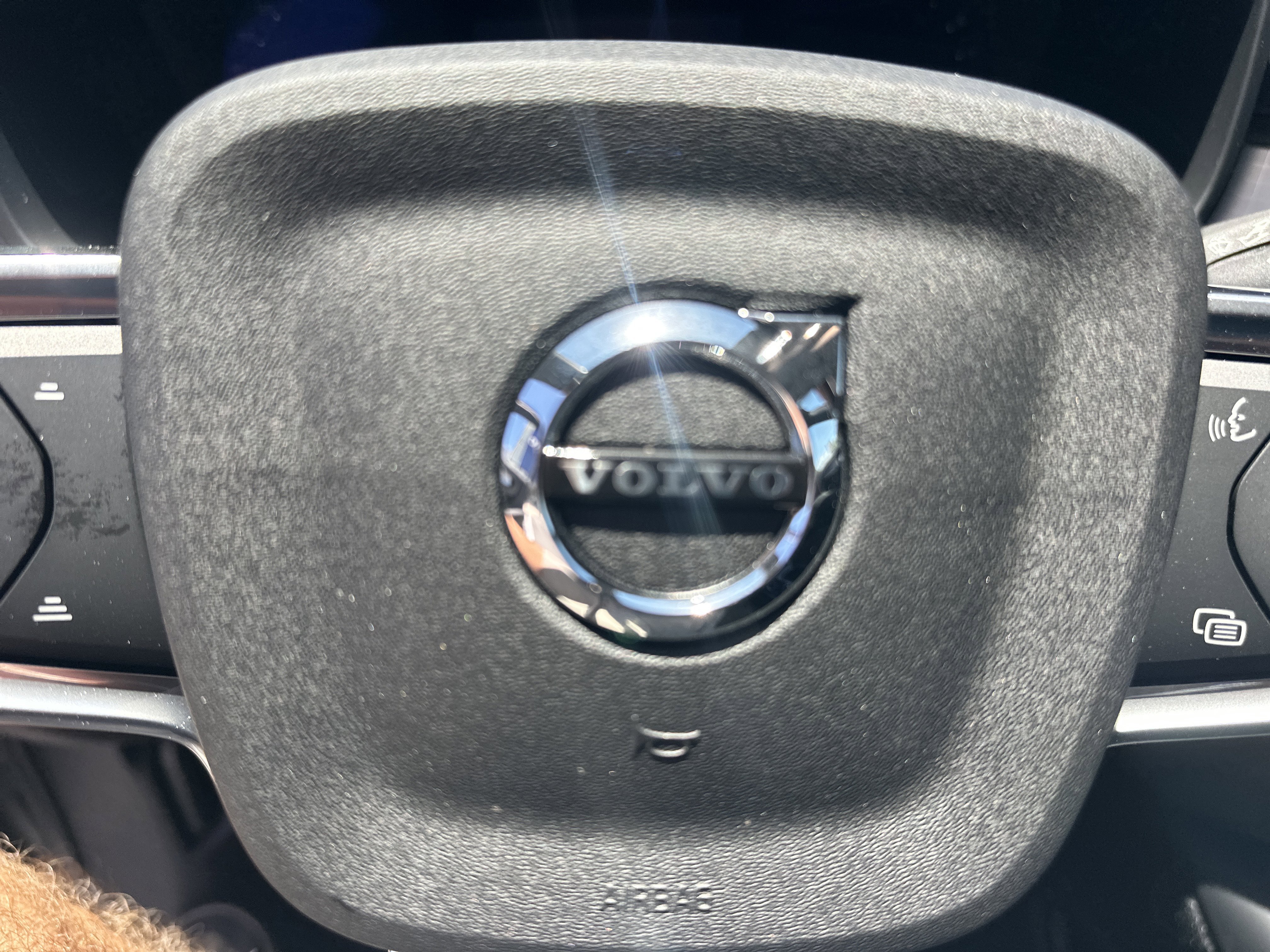 New 2026 Vapour Grey Volvo Ultra image 21