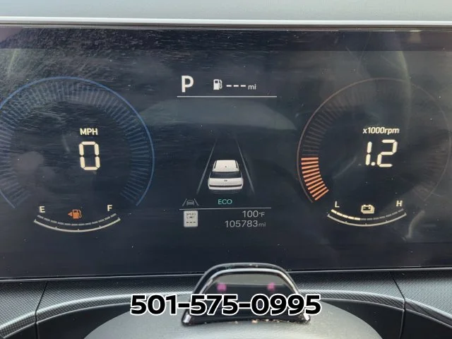 Used 2024 Silver Hyundai SEL image 32