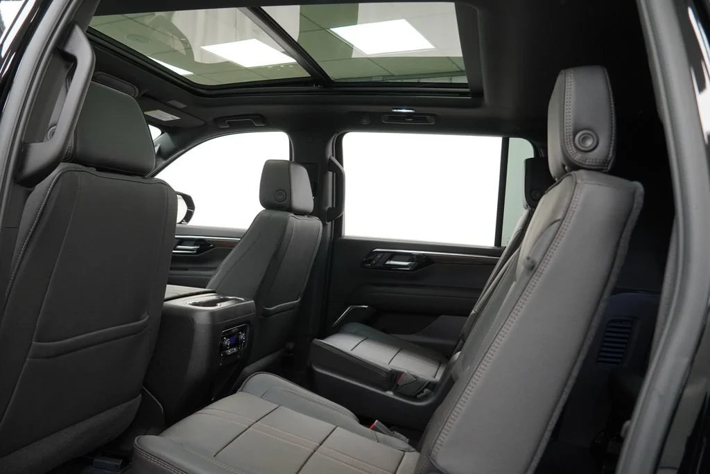 New 2026 Black Chevrolet High Country image 14