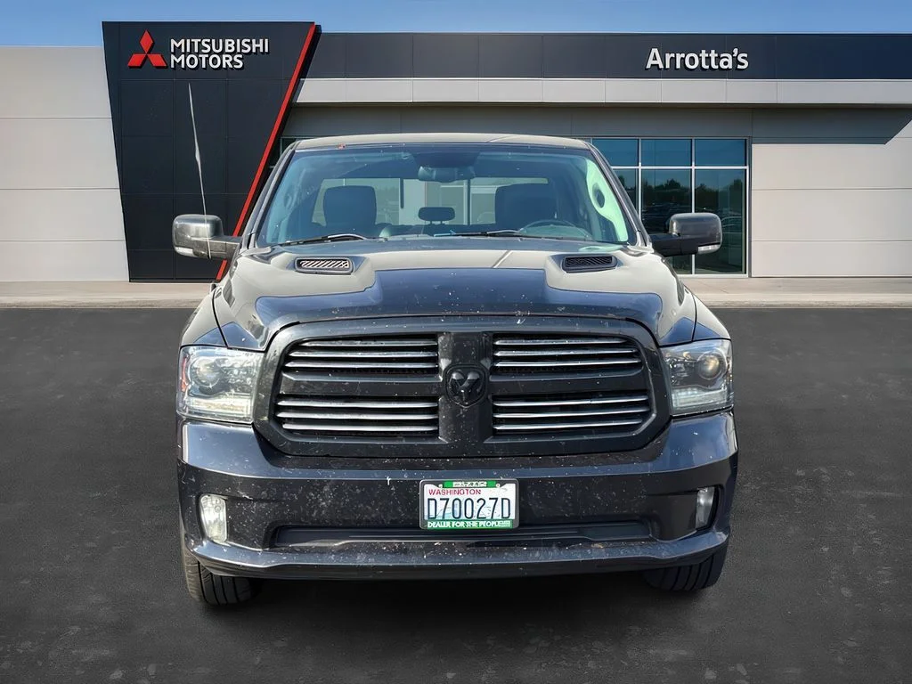 Used 2015 Brilliant Black Crystal Pearl Ram Sport image 5