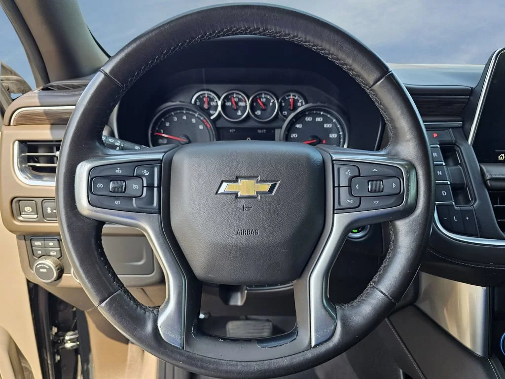 Used 2021 BLACK Chevrolet LT image 19