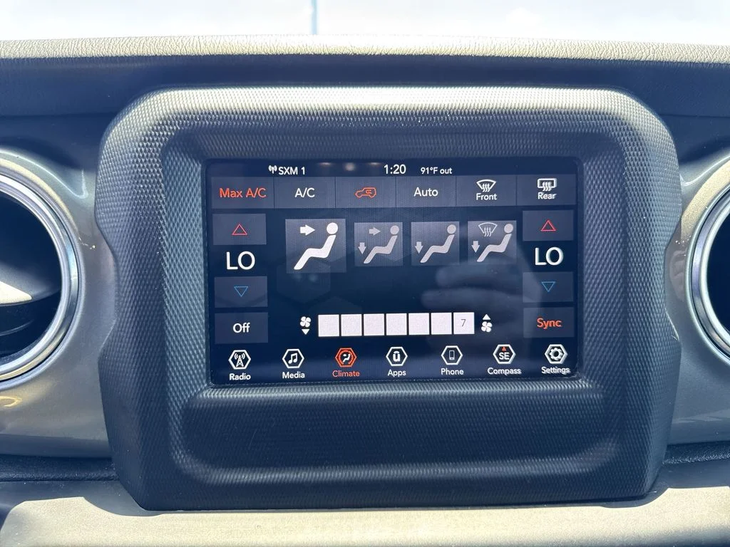 Used 2019 Blue Jeep Unlimited Sahara image 18