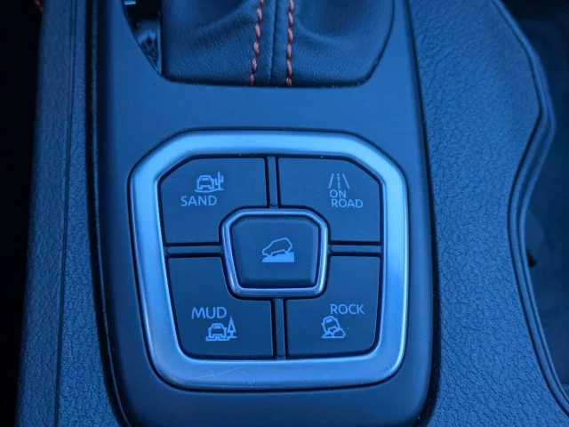 Used 2026 White Nissan PRO-4X image 24