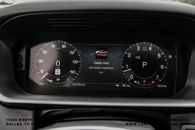 Used 2025 Santorini Black Metallic Land Rover S image 19