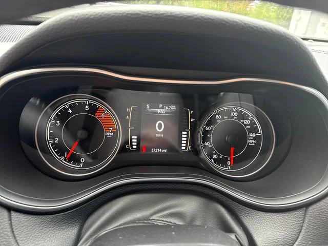 Used 2019 Velvet Red Pearlcoat Jeep Latitude Plus image 19