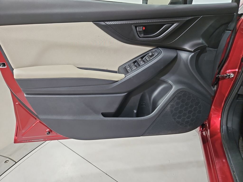 Used 2020 Red Subaru Base image 11