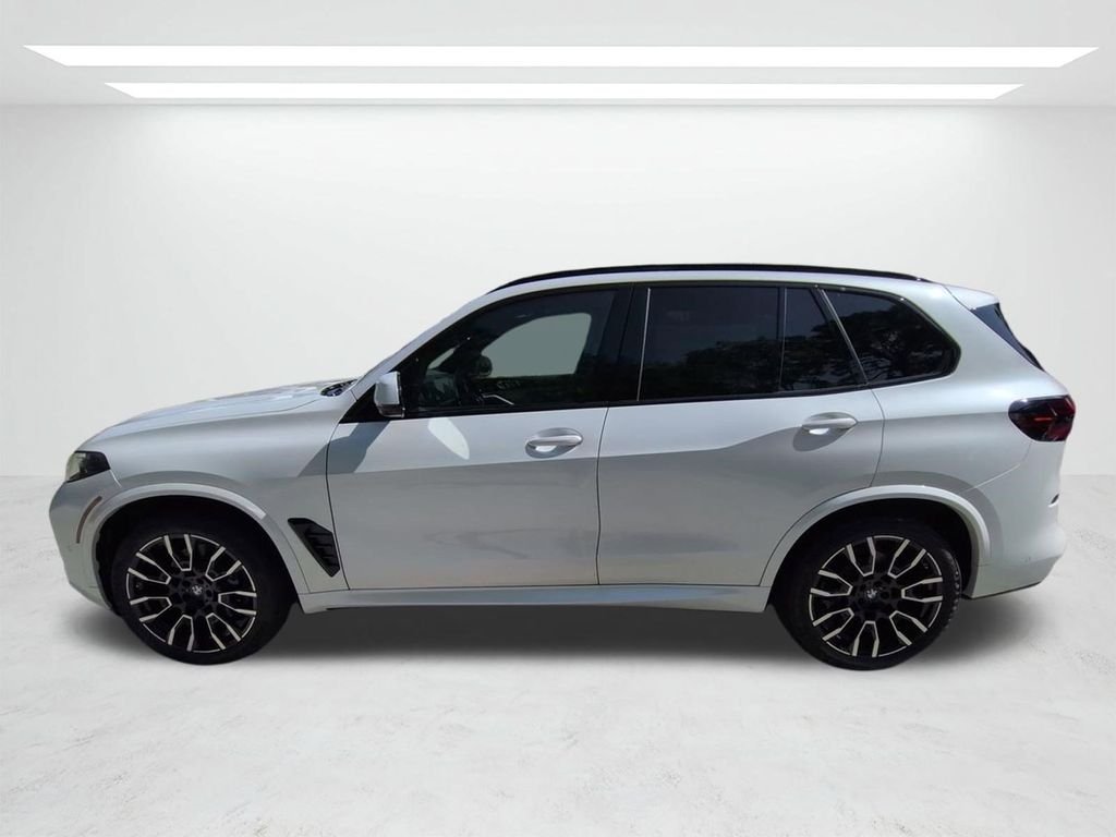 New 2026 Mineral White Metallic BMW xDrive40i image 7
