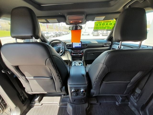Used 2023 Gray Ford ST-Line image 45