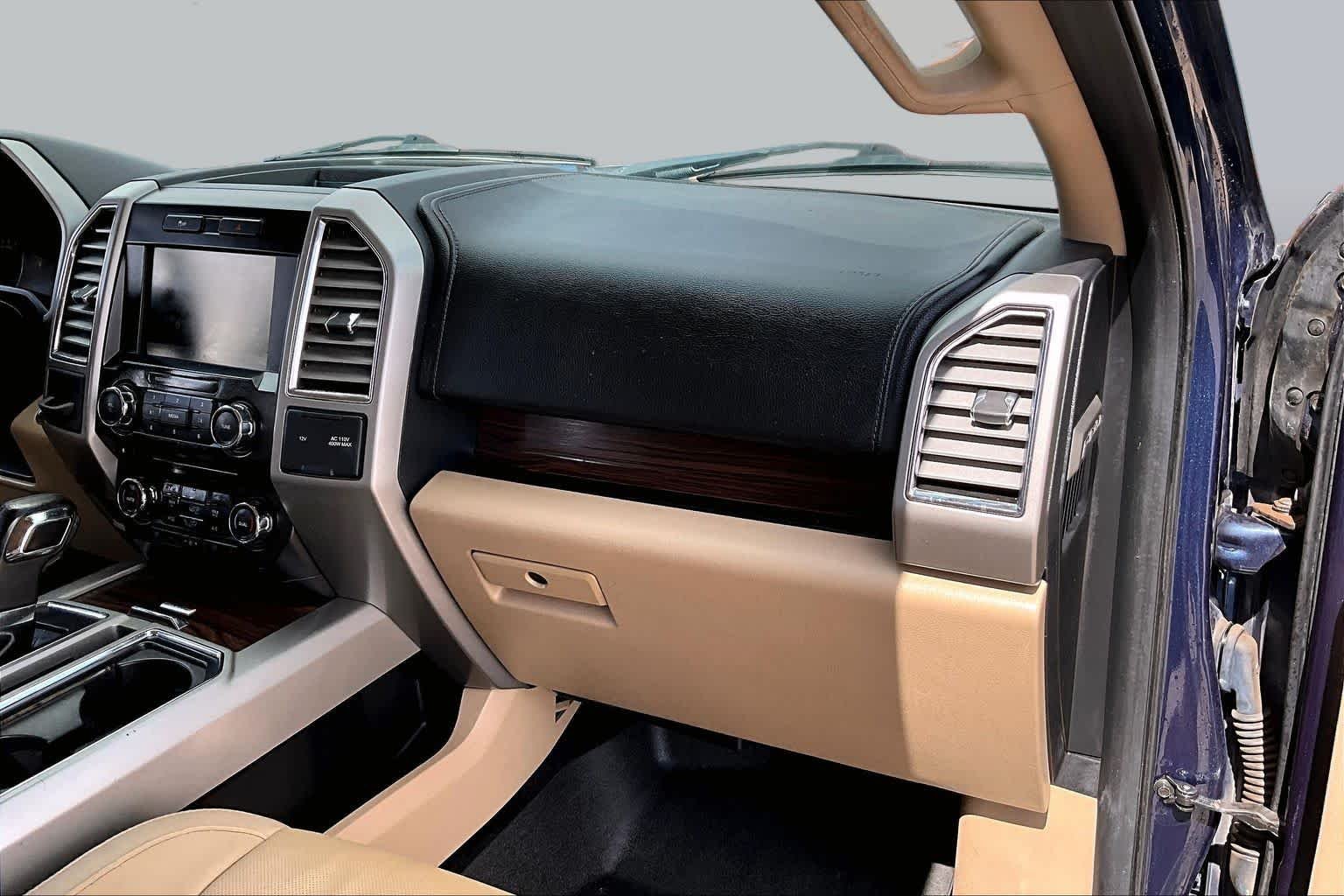 Used 2015 Blue Jeans Metallic/Caribou Metallic Ford Lariat image 18