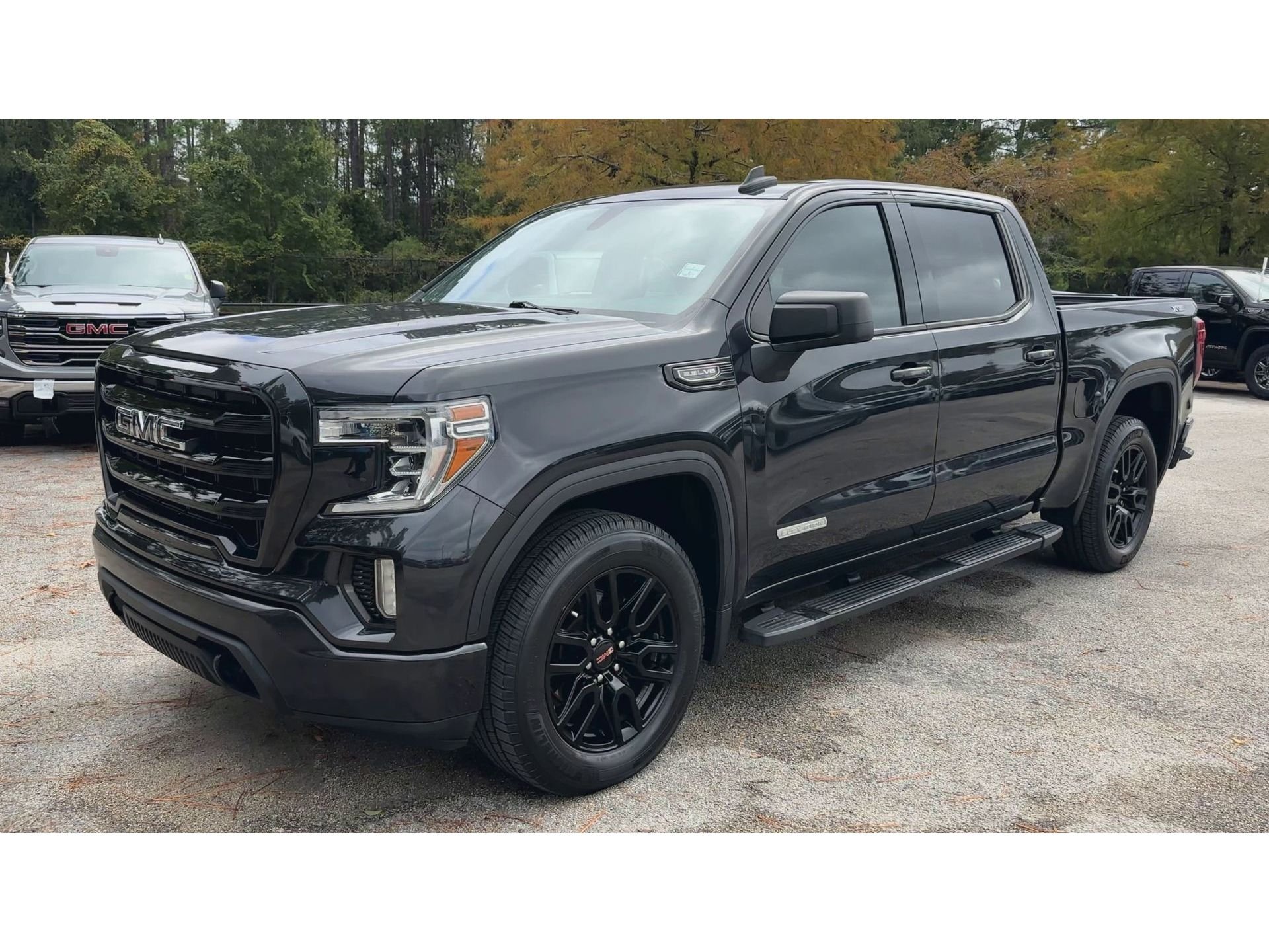 Certified Used 2020 CARBON BLACK METALLIC GMC Elevation image 4