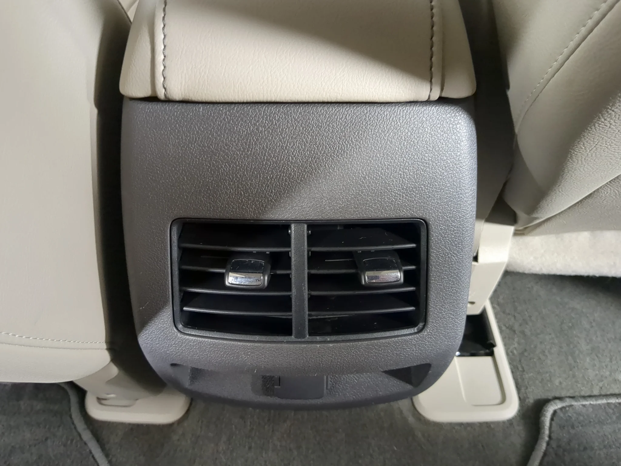 Used 2013 Green Ford SEL image 23