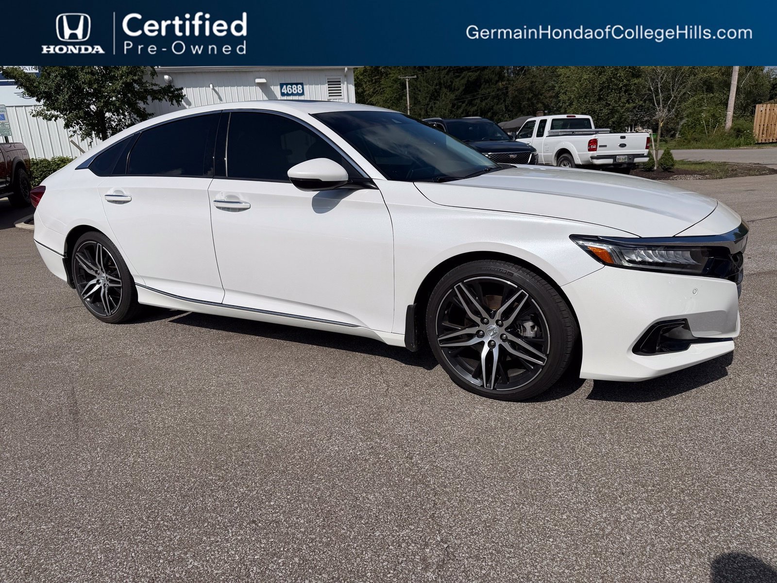 Certified Used 2021 Platinum White Pearl Honda 2.0T Touring image 48