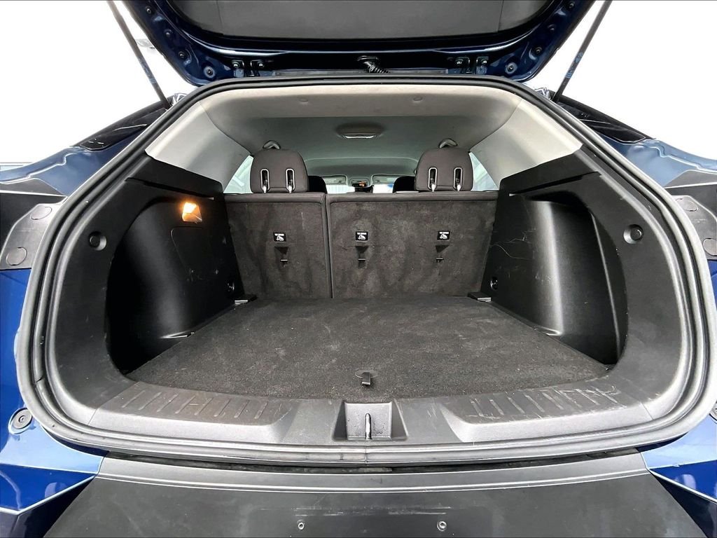Used 2022 Blue Chevrolet LT image 17