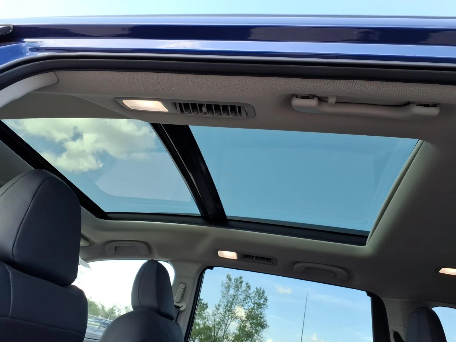 2026 Subaru Ascent Onyx Edition-Touring - Photo 9