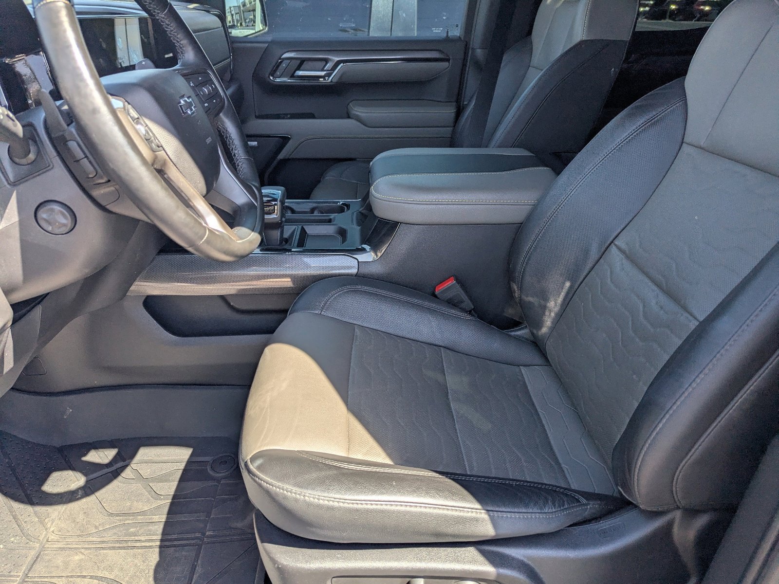 Used 2023 Glacier Blue Metallic Chevrolet ZR2 image 15