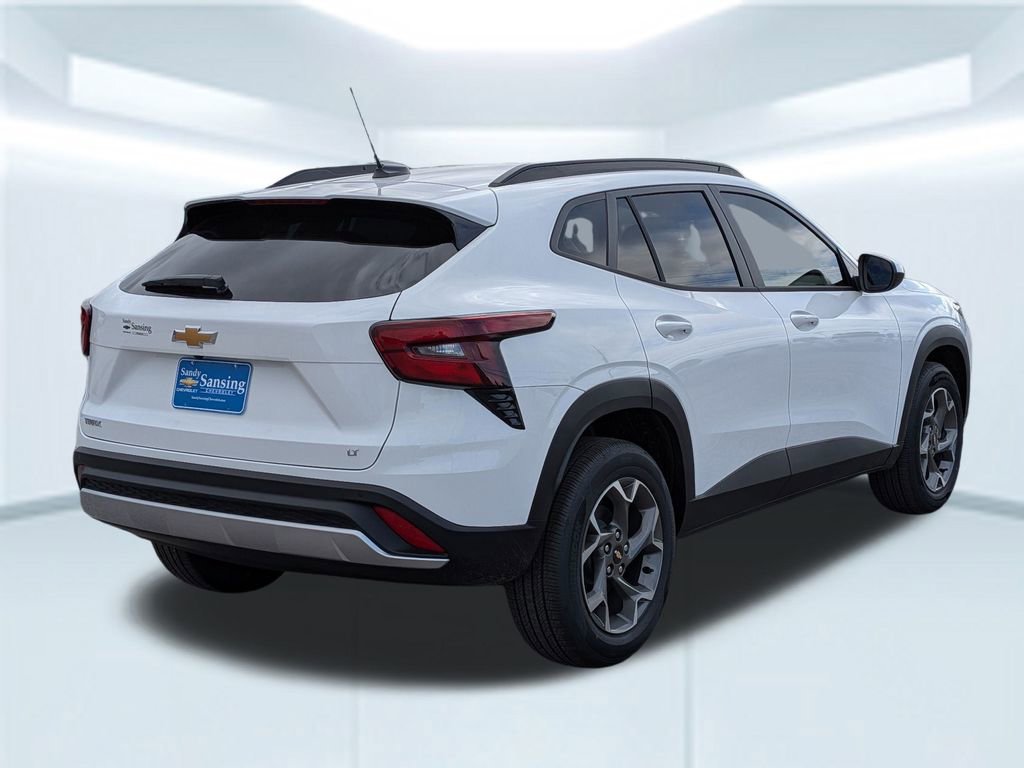 2026 Chevrolet Trax LT - Photo 7