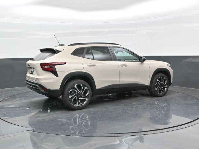 2026 Chevrolet Trax RS - Photo 7