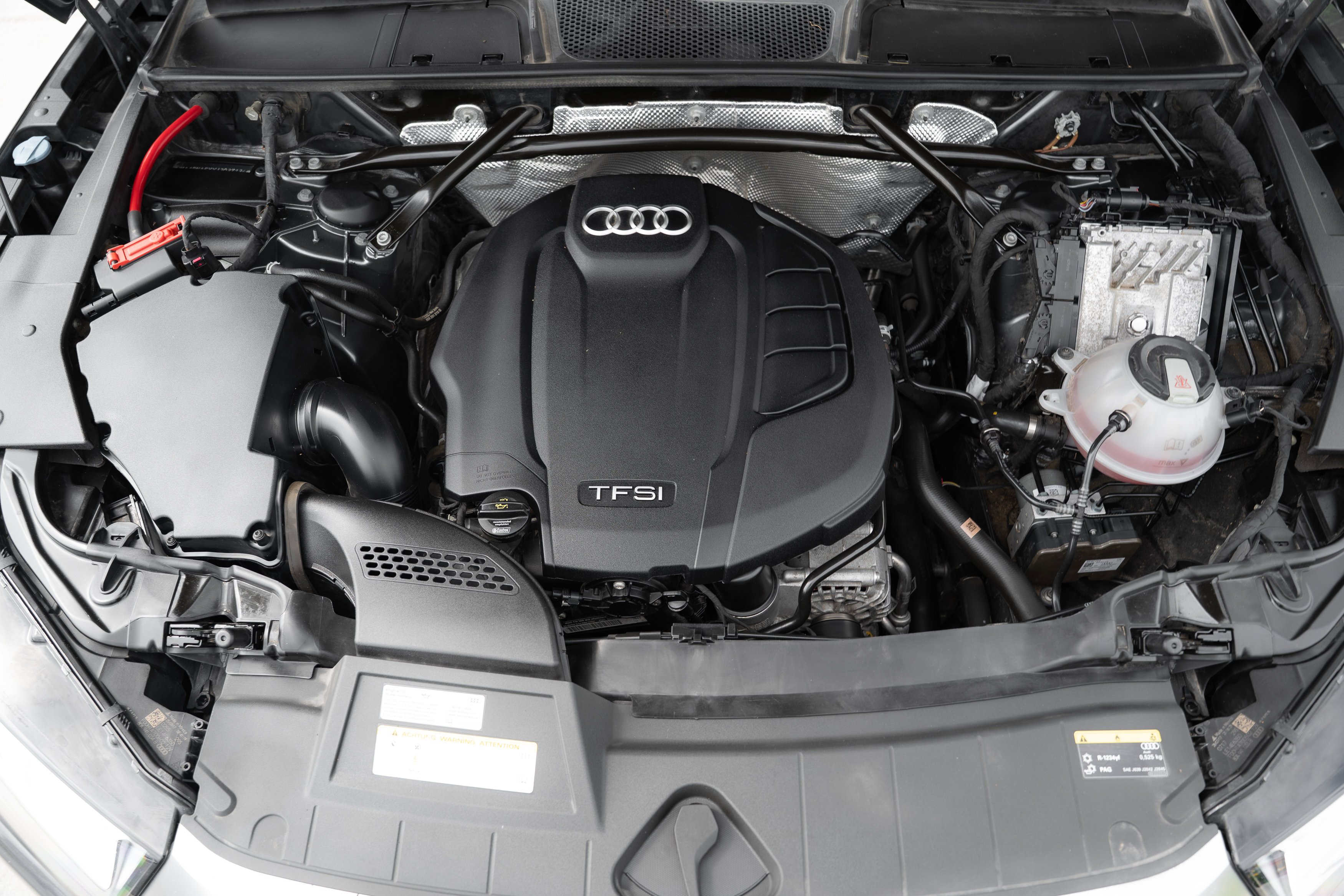 Used 2018 Monsoon Gray Metallic Audi Premium Plus image 32