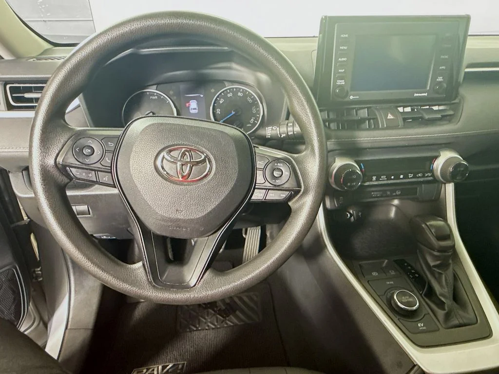 Certified Used 2022 Silver Sky Metallic Toyota Hybrid XLE image 21