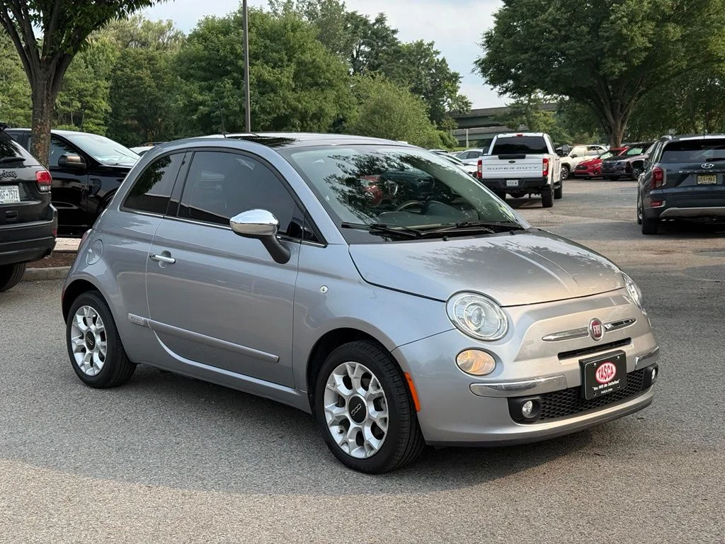 Used 2017 Silver FIAT Lounge image 1