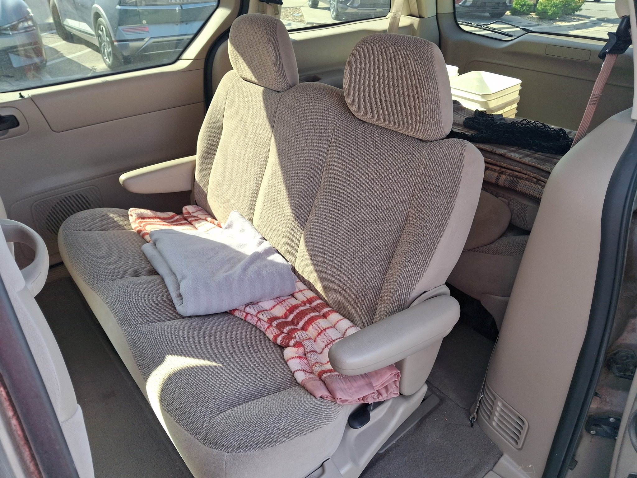 Used 2003 Silver Frost Clearcoat Metallic Ford LX image 5