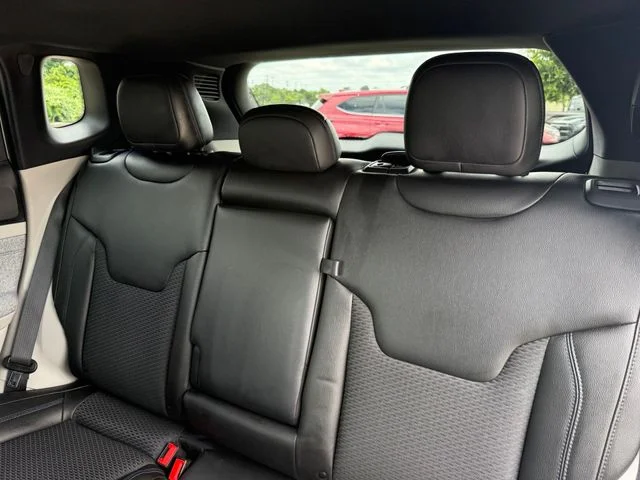 Used 2024 Gray Jeep Latitude image 25