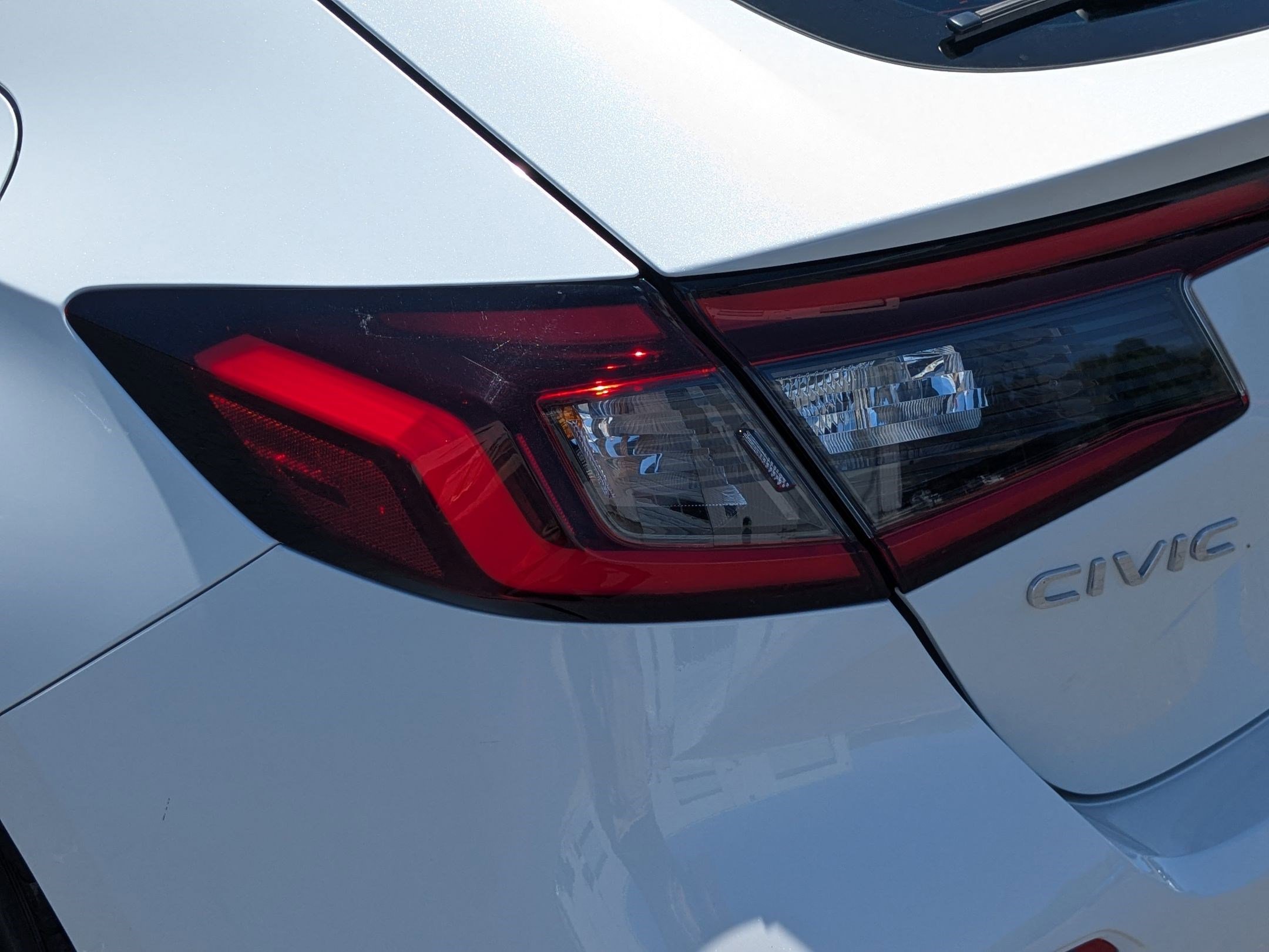 Used 2024 Platinum White Pearl Honda Sport image 11