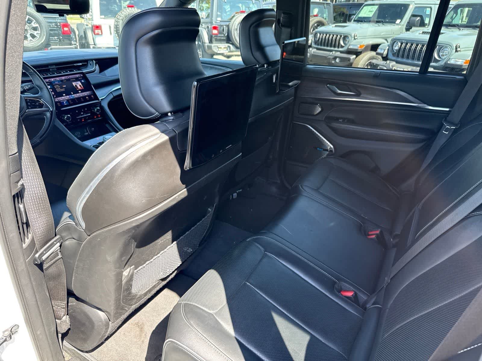 Used 2023 Bright White Clearcoat Jeep Overland image 31