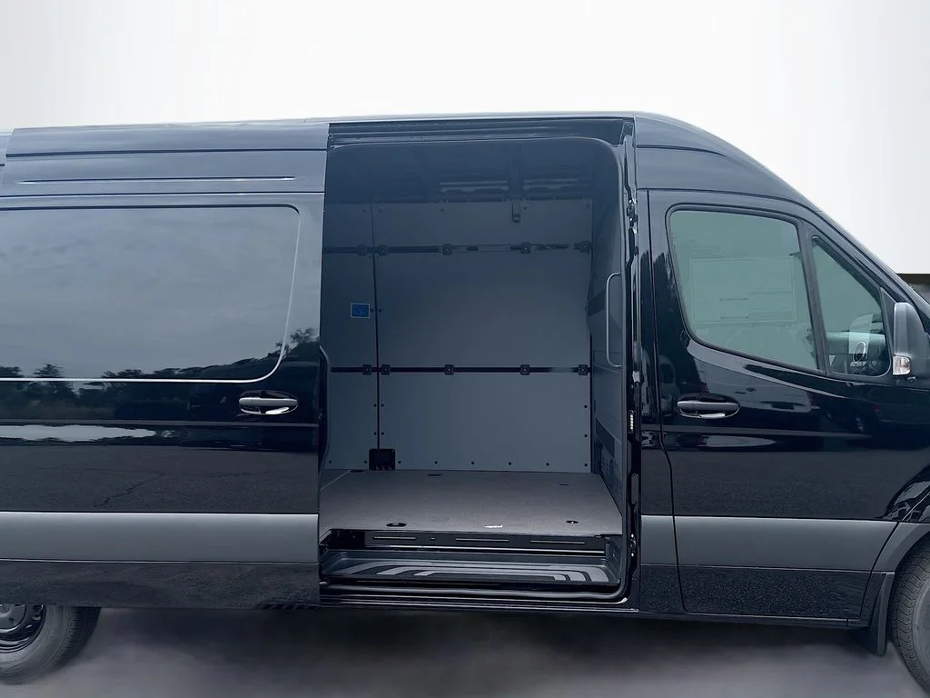 New 2026  Mercedes-Benz Cargo 170 WB image 16