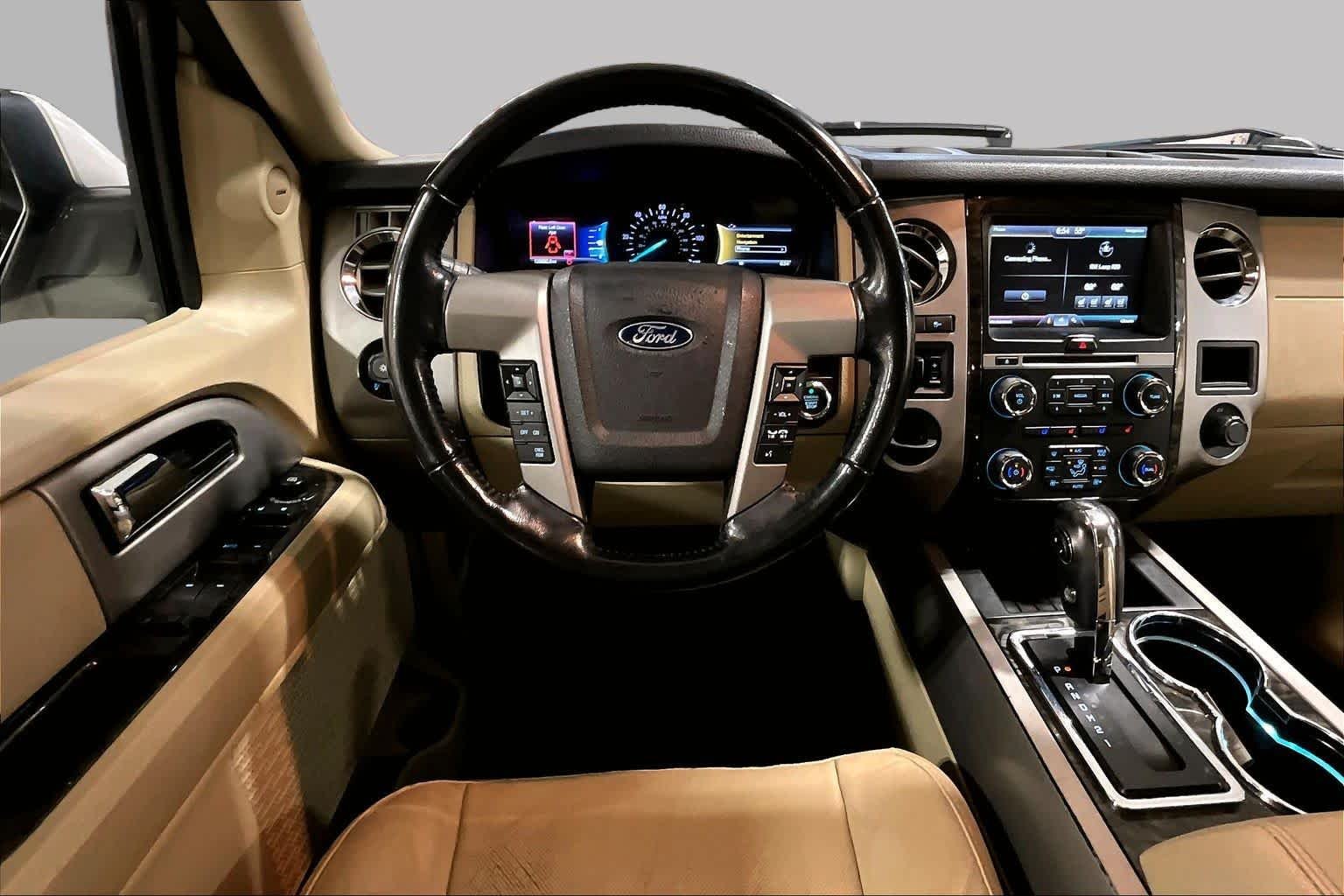 Used 2015 White Platinum Metallic Tri-Coat Ford Limited image 6