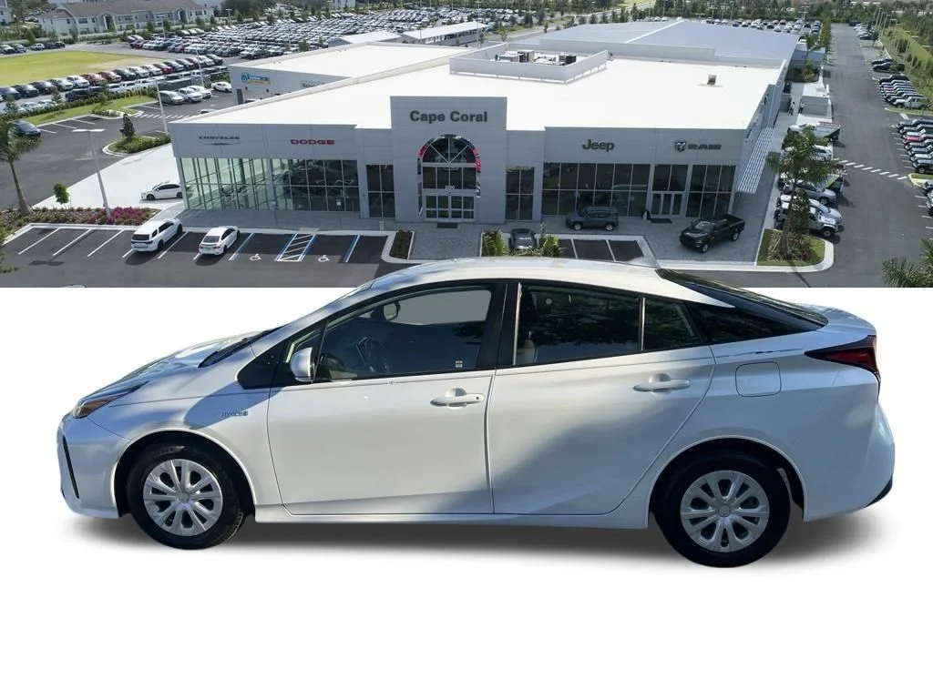 Used 2021 Beige Toyota L image 10