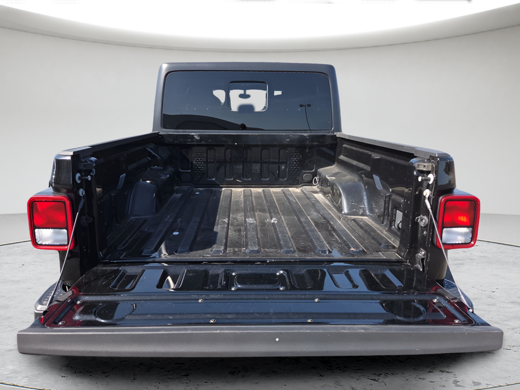 Used 2021 Black Jeep Sport image 17