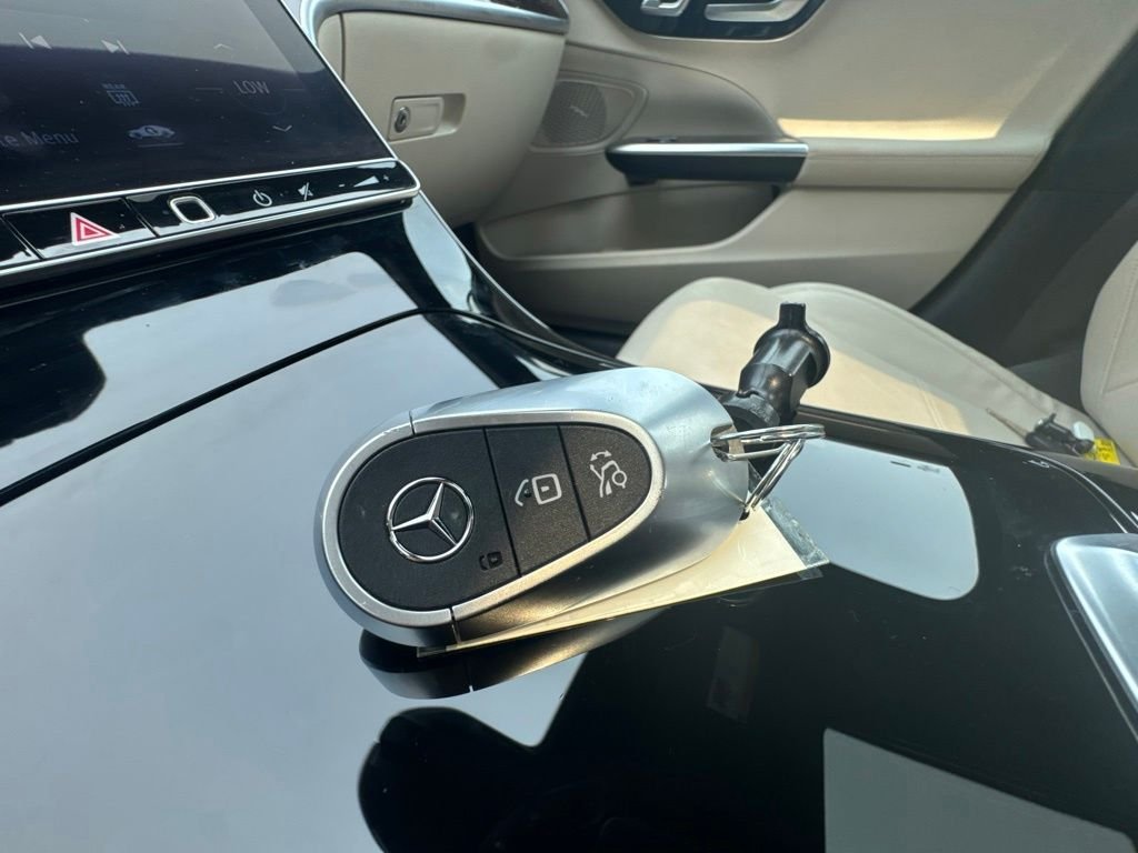 Certified Used 2023 Black Mercedes-Benz C 300 image 19