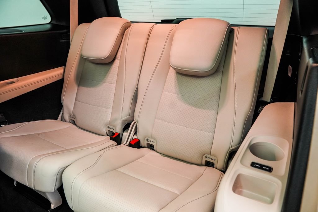 Used 2025 Black Mercedes-Benz GLS 450 image 19