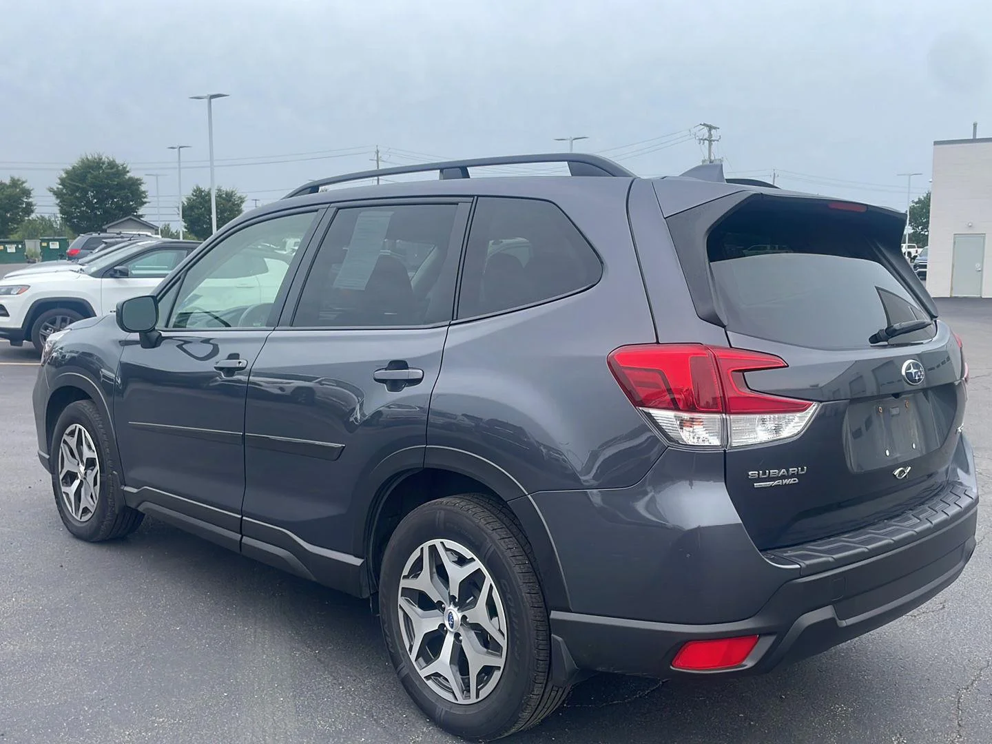 Used 2021 Magnetite Gray Metallic Subaru Premium image 12