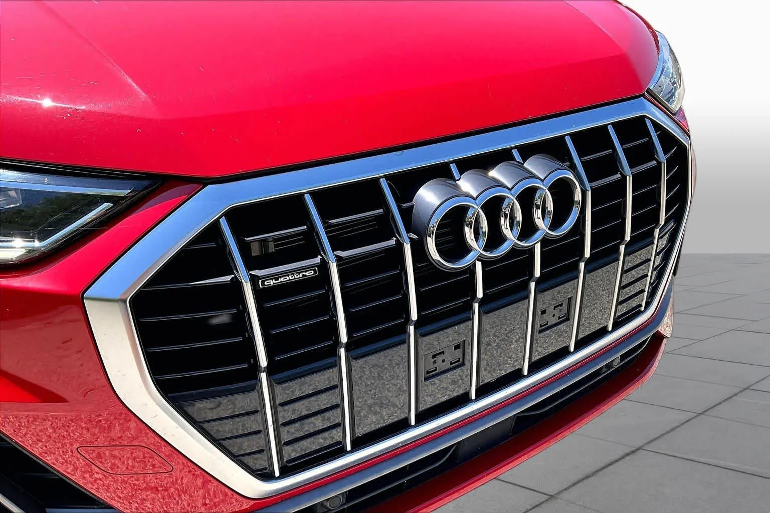 Certified Used 2025 Progressive Red Audi S line Premium image 32