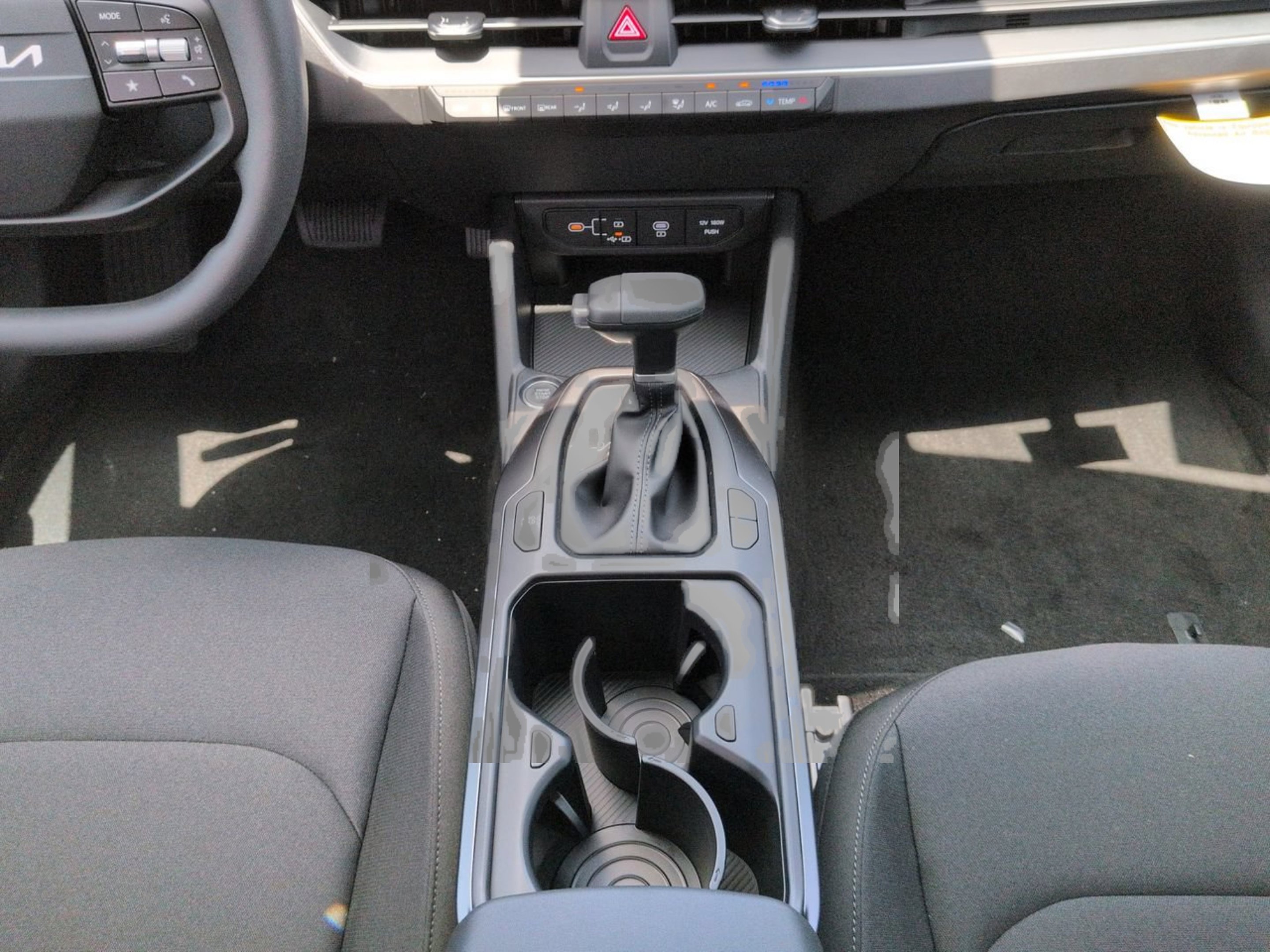 New 2026 Snow White Pearl Kia LXS image 16