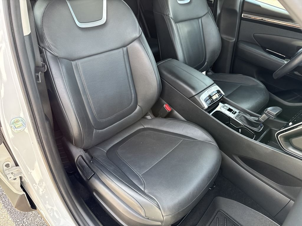 Used 2022 Quartz White Hyundai SEL image 36