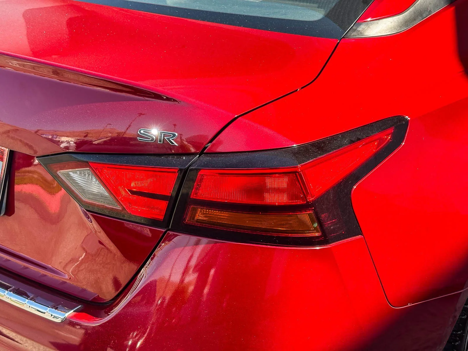 Used 2020 Scarlet Ember Tintcoat Nissan 2.5 SR image 7