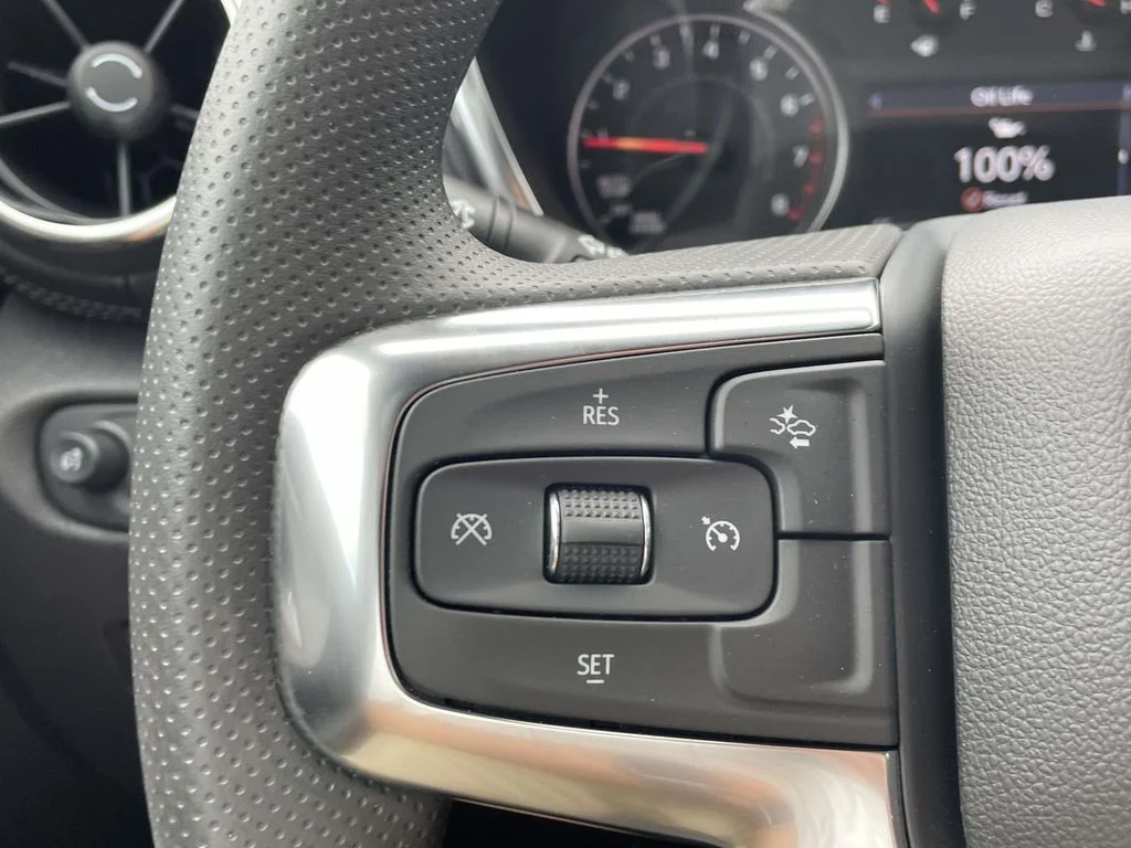 New 2026 Black Chevrolet 2LT image 28