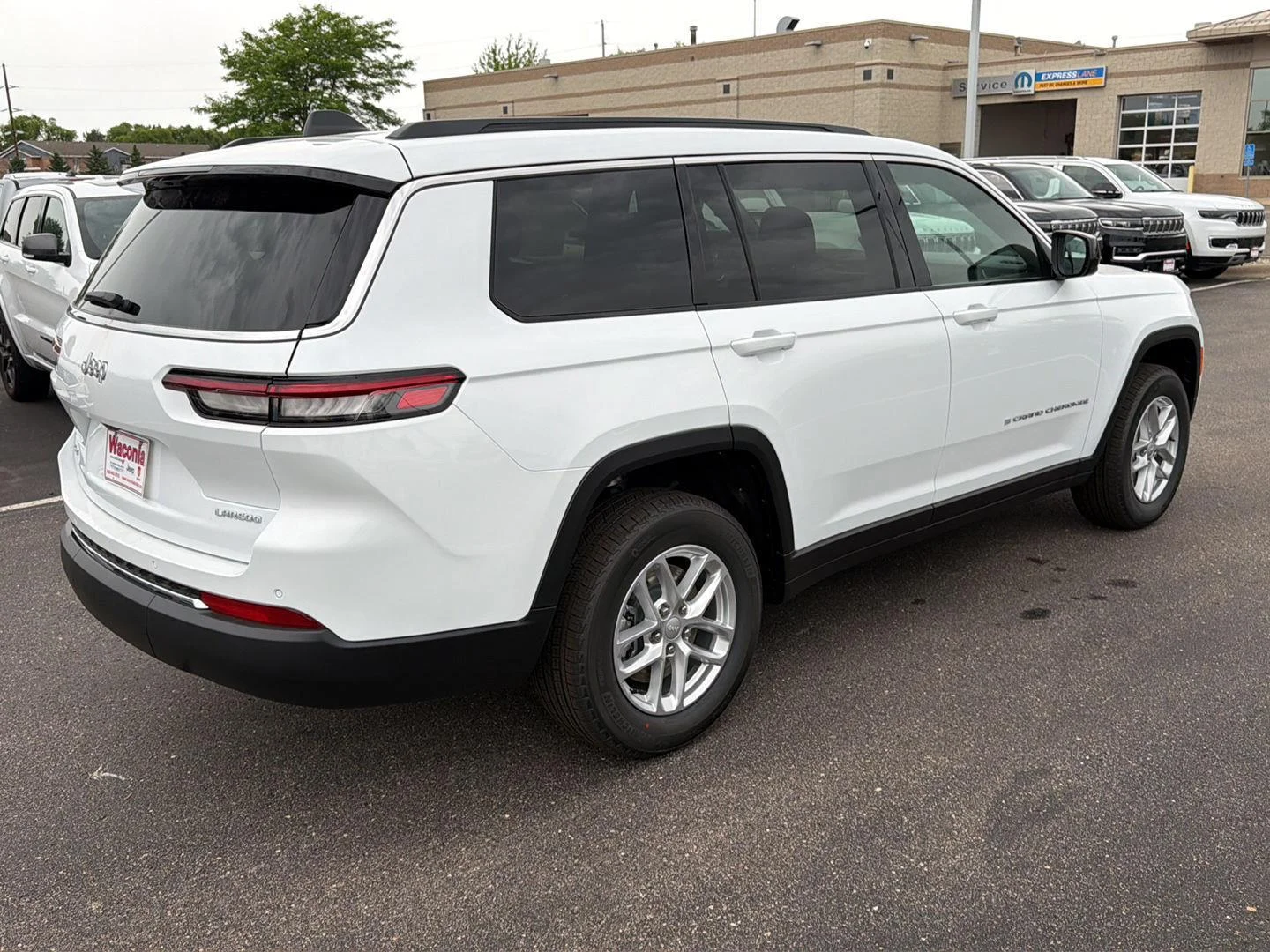 New 2026 Bright White Clearcoat Jeep Laredo X image 7