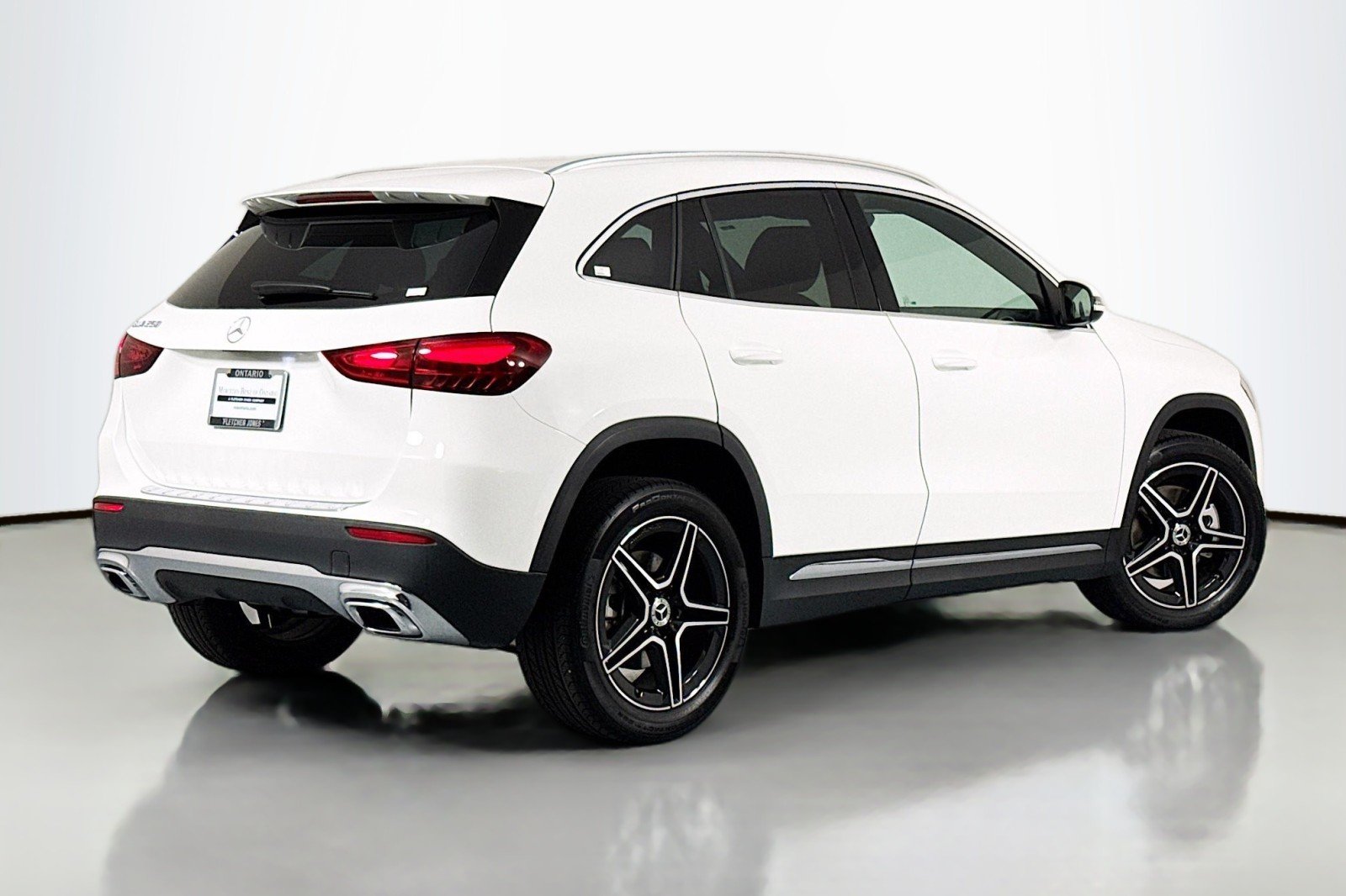 Certified Used 2026 Polar White Mercedes-Benz GLA 250 image 13