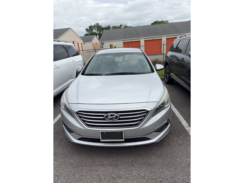 2015 Hyundai Sonata SE's photo