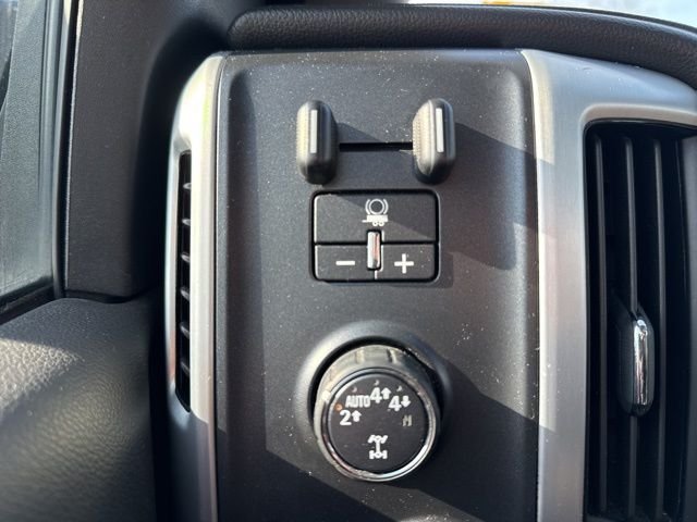 Used 2018 Black GMC SLT image 8